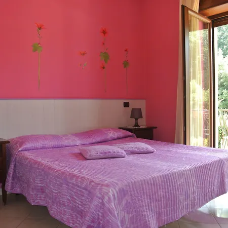 Hotel Hotel Le Pinede Casafort
