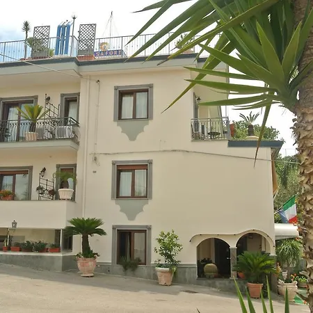 Hotel Le Pinede Casafort