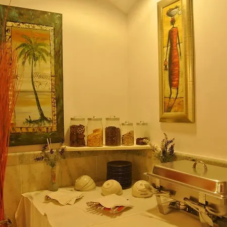 Hotel Le Pinede Casafort